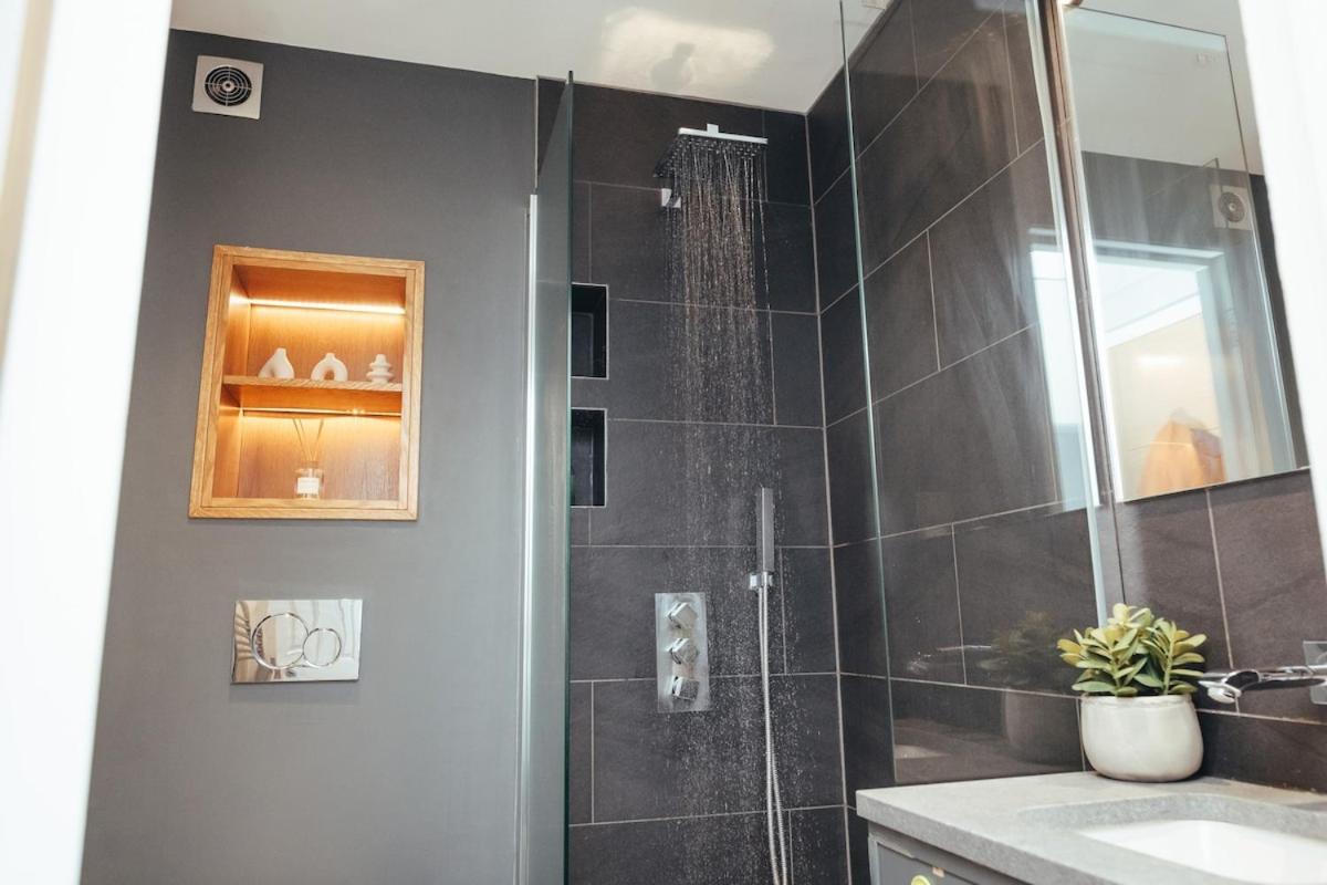 Stunning Soho Flat Central Ldn Londres Exterior foto